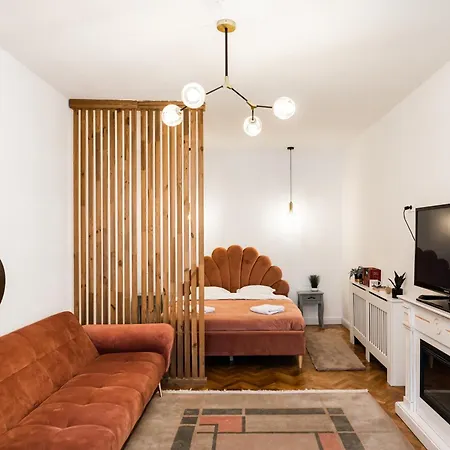 Lara's Loft * Brassó