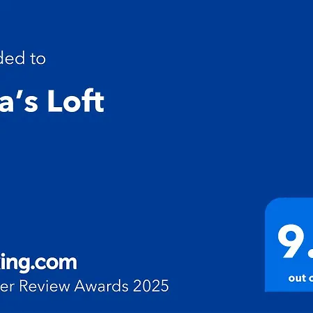 Lara's Loft *